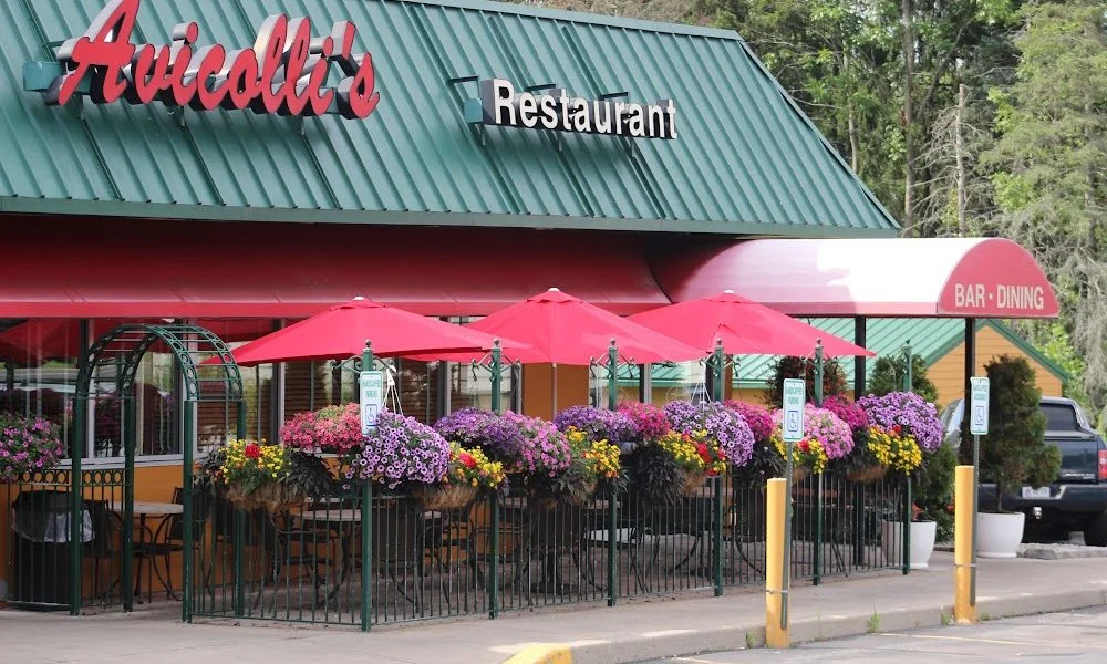 Avicolli’s Italian Restaurant And Pizzeria